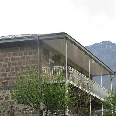 Red Stone Guest House Kasbegi Kamer foto